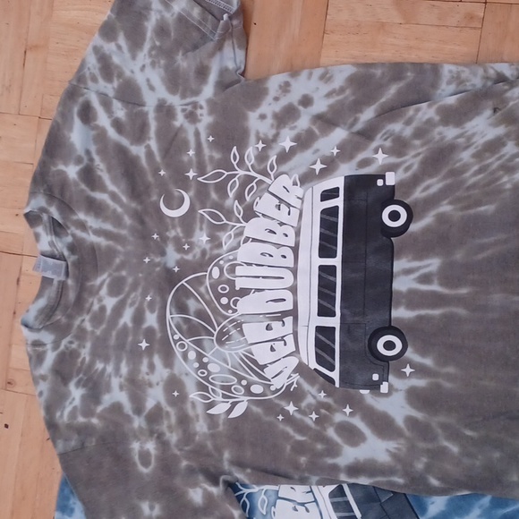 Tie dyed tee shirts VW van blue and green women's size small - Picture 2 of 5